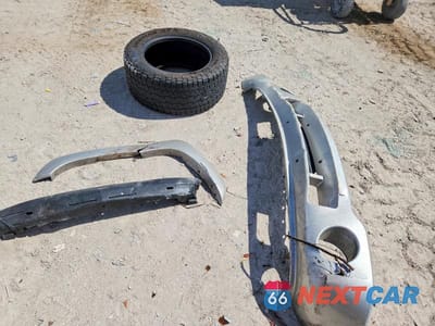 Zdjęcie 12 z 13 samochodu: 2005 GMC NEW SIERRA K1500 VIN:1GTEK19B15Z279701 - miniatura