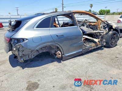 Trzecie zdjęcie samochodu z tyłu: 2023 MERCEDES-BENZ EQE SUV 500 4MATIC VIN:4JGGM2CB4PA039797 - miniatura