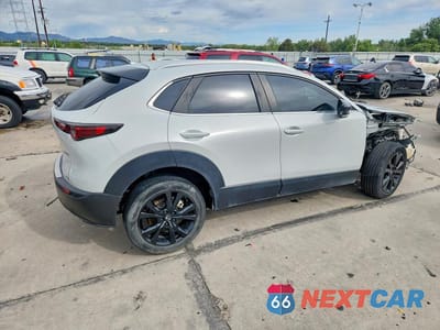 Trzecie zdjęcie samochodu z tyłu: 2024 MAZDA CX-30 SELECT VIN:3MVDMBBM9RM660743 - miniatura