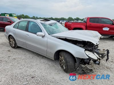 Czwarte zdjęcie samochodu z boku: 2005 MERCEDES-BENZ E 320 4MATIC VIN:WDBUF82JX5X174580 - miniatura