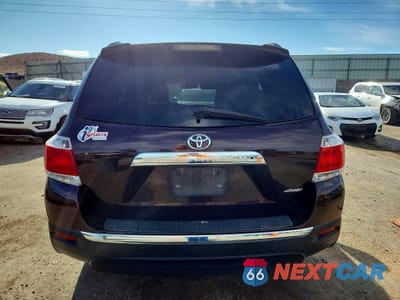 Zdjęcie 6 z 13 samochodu: 2011 TOYOTA HIGHLANDER SE VIN:5TDBK3EH1BS074224 - miniatura