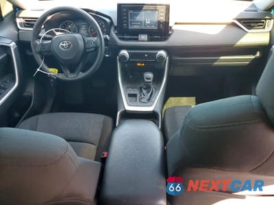 Zdjęcie 8 z 14 samochodu: 2019 TOYOTA RAV4 XLE VIN:JTMW1RFV4KD037594 - miniatura