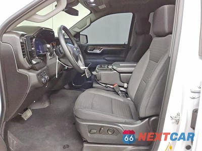 Zdjęcie 7 z 12 samochodu: 2025 CHEVROLET SILVERADO K1500 LT-L VIN:1GCPKKEKXSZ310623 - miniatura