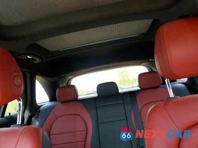 Zdjęcie 10 z 13 samochodu: 2021 MERCEDES-BENZ GLC 300 4MATIC VIN:W1N0G8EB0MG011302 - miniatura