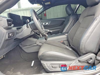 Zdjęcie 7 z 13 samochodu: 2025 FORD MUSTANG VIN:1FAGP8UH9S5103597 - miniatura