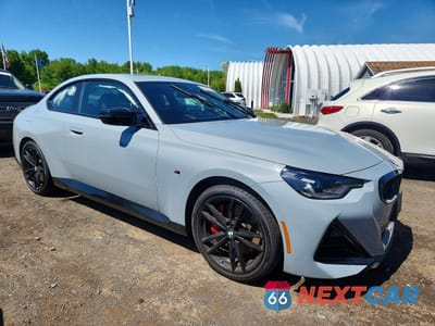 Czwarte zdjęcie samochodu z boku: 2024 BMW M240XI VIN:3MW53CM0XR8E45094 - miniatura