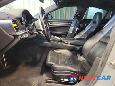 Zdjęcie 7 z 12 samochodu: 2018 PORSCHE PANAMERA TURBO VIN:WP0AF2A71JL140049 - miniatura