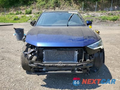 Piąte zdjęcie samochodu w środku: 2024 AUDI Q3 PREMIUM S LINE 45 VIN:WA1DECF35R1035978 - miniatura