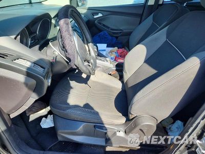 Zdjęcie 7 z 12 samochodu: 2014 FORD FOCUS SE VIN:1FADP3K20EL368218 - miniatura