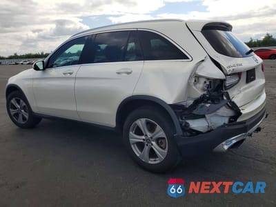 Drugie zdjęcie samochodu z przodu: 2017 MERCEDES-BENZ GLC 300 4MATIC VIN:WDC0G4KB7HF235807 - miniatura