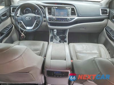 Zdjęcie 8 z 13 samochodu: 2017 TOYOTA HIGHLANDER HYBRID LE VIN:5TDDZRFH0HS446196 - miniatura