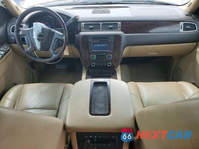 Zdjęcie 8 z 14 samochodu: 2012 GMC YUKON XL DENALI VIN:1GKS2MEF0CR137452 - miniatura