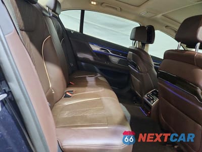Zdjęcie 10 z 12 samochodu: 2019 BMW 750 XI VIN:WBA7F2C56KB240528 - miniatura