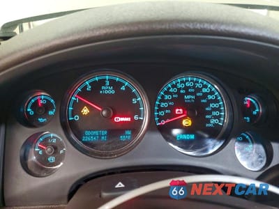 Zdjęcie 9 z 12 samochodu: 2011 GMC SIERRA K1500 DENALI VIN:3GTP2XE26BG251843 - miniatura