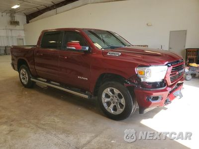 Czwarte zdjęcie samochodu z boku: 2020 RAM 1500 BIG HORN VIN:1C6SRFFT8LN243296 - miniatura
