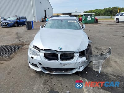 Piąte zdjęcie samochodu w środku: 2013 BMW 335 I VIN:WBADX7C54DE746261 - miniatura