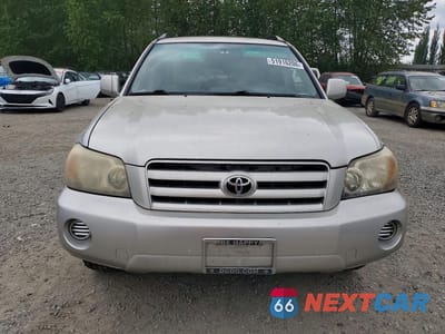 Piąte zdjęcie samochodu w środku: 2005 TOYOTA HIGHLANDER BASE VIN:JTEGD21AX50126701 - miniatura