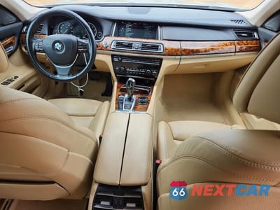 Zdjęcie 8 z 13 samochodu: 2014 BMW 750 LI VIN:WBAYE8C52ED134631 - miniatura