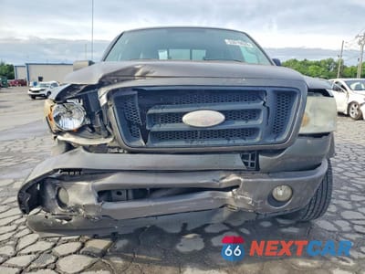 Piąte zdjęcie samochodu w środku: 2008 FORD F150 VIN:1FTRX12W68FB42758 - miniatura