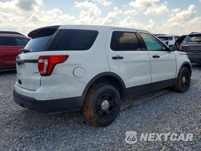 Trzecie zdjęcie samochodu z tyłu: 2017 FORD EXPLORER POLICE INTERCEPTOR VIN:1FM5K8AR4HGB83140 - miniatura