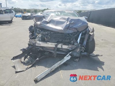 Piąte zdjęcie samochodu w środku: 2018 HONDA ACCORD LX VIN:1HGCV1F13JA258160 - miniatura