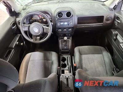 Zdjęcie 8 z 13 samochodu: 2014 JEEP PATRIOT SPORT VIN:1C4NJRBB4ED694262 - miniatura