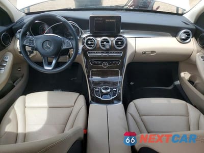 Zdjęcie 8 z 12 samochodu: 2018 MERCEDES-BENZ C 300 VIN:55SWF4JB8JU275424 - miniatura