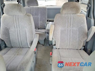Zdjęcie 10 z 13 samochodu: 1999 TOYOTA SIENNA LE VIN:4T3ZF13CXXU155601 - miniatura