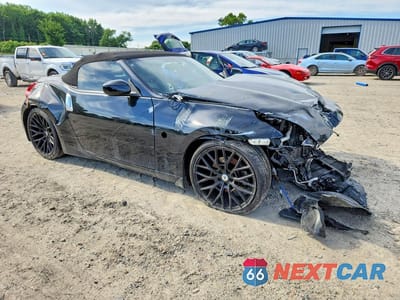 Czwarte zdjęcie samochodu z boku: 2017 NISSAN 370Z ROADSTER TOURING VIN:JN1AZ4FH9HM940383 - miniatura