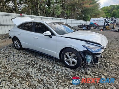 Czwarte zdjęcie samochodu z boku: 2021 HYUNDAI SONATA SE VIN:5NPEG4JA0MH077122 - miniatura