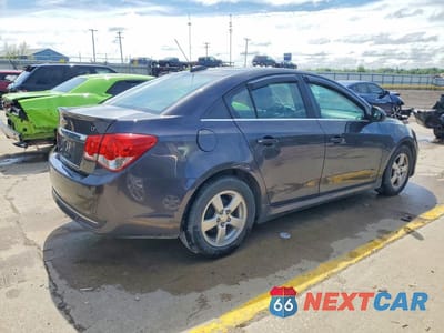 Trzecie zdjęcie samochodu z tyłu: 2015 CHEVROLET CRUZE LT VIN:1G1PC5SB7F7257327 - miniatura