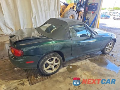 Trzecie zdjęcie samochodu z tyłu: 2000 MAZDA MX-5 MIATA BASE VIN:JM1NB3539Y0140063 - miniatura