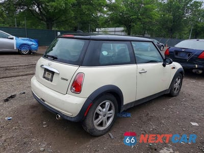 Trzecie zdjęcie samochodu z tyłu: 2006 MINI COOPER VIN:WMWRC33546TJ78330 - miniatura