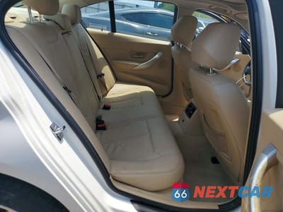 Zdjęcie 10 z 12 samochodu: 2012 BMW 328 I VIN:WBA3A5C50CF349138 - miniatura