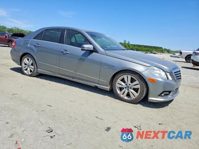 Czwarte zdjęcie samochodu z boku: 2011 MERCEDES-BENZ E 350 BLUETEC VIN:WDDHF2EBXBA451057 - miniatura