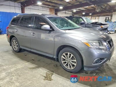 Czwarte zdjęcie samochodu z boku: 2015 NISSAN PATHFINDER S VIN:5N1AR2MM0FC699779 - miniatura