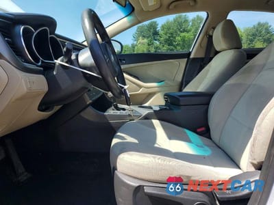 Zdjęcie 7 z 12 samochodu: 2014 KIA OPTIMA LX VIN:5XXGM4A7XEG270770 - miniatura