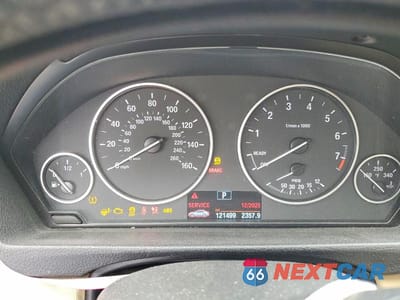 Zdjęcie 9 z 12 samochodu: 2018 BMW 320 I VIN:WBA8E1G58JNU89440 - miniatura