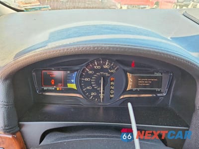 Zdjęcie 9 z 12 samochodu: 2011 LINCOLN MKX VIN:2LMDJ6JK7BBJ29050 - miniatura