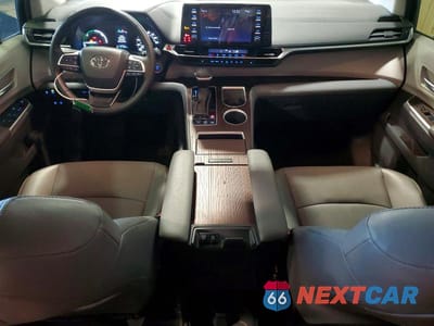 Zdjęcie 8 z 13 samochodu: 2024 TOYOTA SIENNA XLE 7-PASSENGER VIN:5TDYSKFC7RS121919 - miniatura