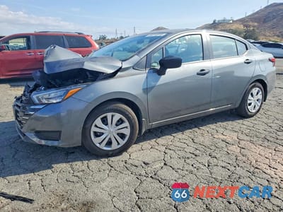 2025 NISSAN VERSA S 3N1CN8DVXSL894455 - główne zdjęcie licytacji z USA - miniatura