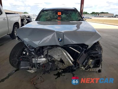 Piąte zdjęcie samochodu w środku: 2026 BMW X3 M50 VIN:5UX73GP01T9424242 - miniatura