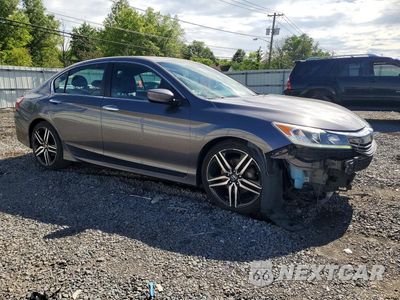 Czwarte zdjęcie samochodu z boku: 2017 HONDA ACCORD SPORT VIN:1HGCR2F50HA295237 - miniatura