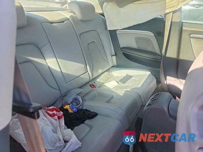 Zdjęcie 10 z 12 samochodu: 2013 AUDI A5 PREMIUM VIN:WAUCFAFR4DA024791 - miniatura