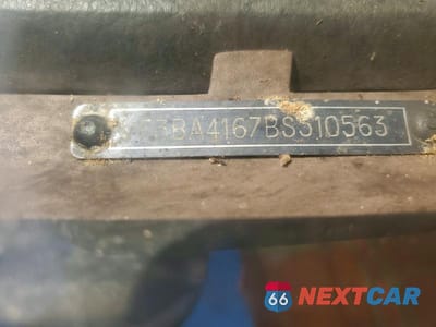 Zdjęcie 12 z 12 samochodu: 1981 PEUGEOT 505 S VIN:VF3BA4167BS310563 - miniatura
