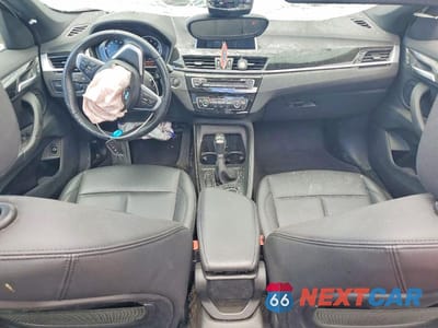 Zdjęcie 8 z 13 samochodu: 2019 BMW X1 SDRIVE28I VIN:WBXHU7C59K5L11202 - miniatura