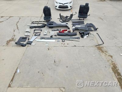 Zdjęcie 13 z 14 samochodu: 2022 KIA CARNIVAL LX VIN:KNDNB4H3XN6137473 - miniatura