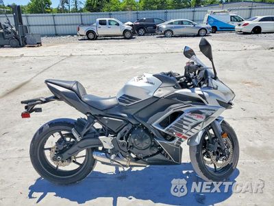 2026 KAWASAKI EX650 P ML5EXEP15TDAG8779 - główne zdjęcie licytacji z USA - miniatura