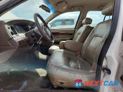 Zdjęcie 7 z 12 samochodu: 2002 MERCURY GRAND MARQUIS GS VIN:2MEFM74W62X633577 - miniatura