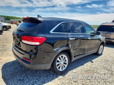 Trzecie zdjęcie samochodu z tyłu: 2016 KIA SORENTO LX VIN:5XYPG4A39GG164510 - miniatura